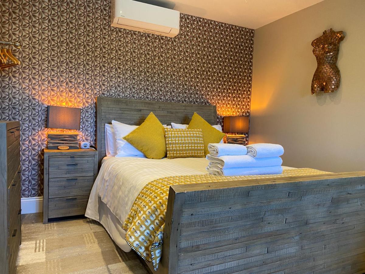 The View, Luxury Studio Curbar Екстер'єр фото